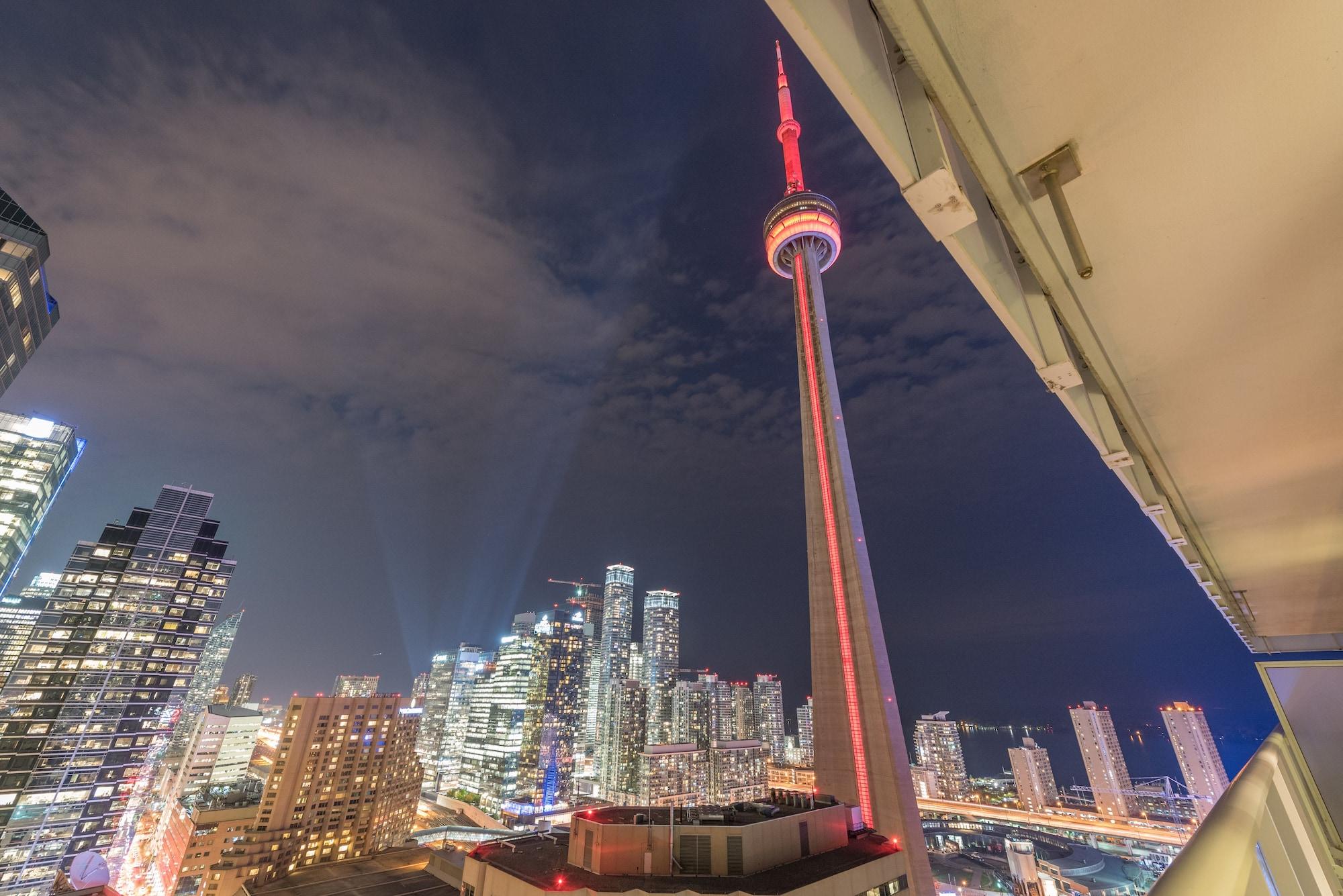 Grand Royal Condos - Cn Tower Toronto Eksteriør billede