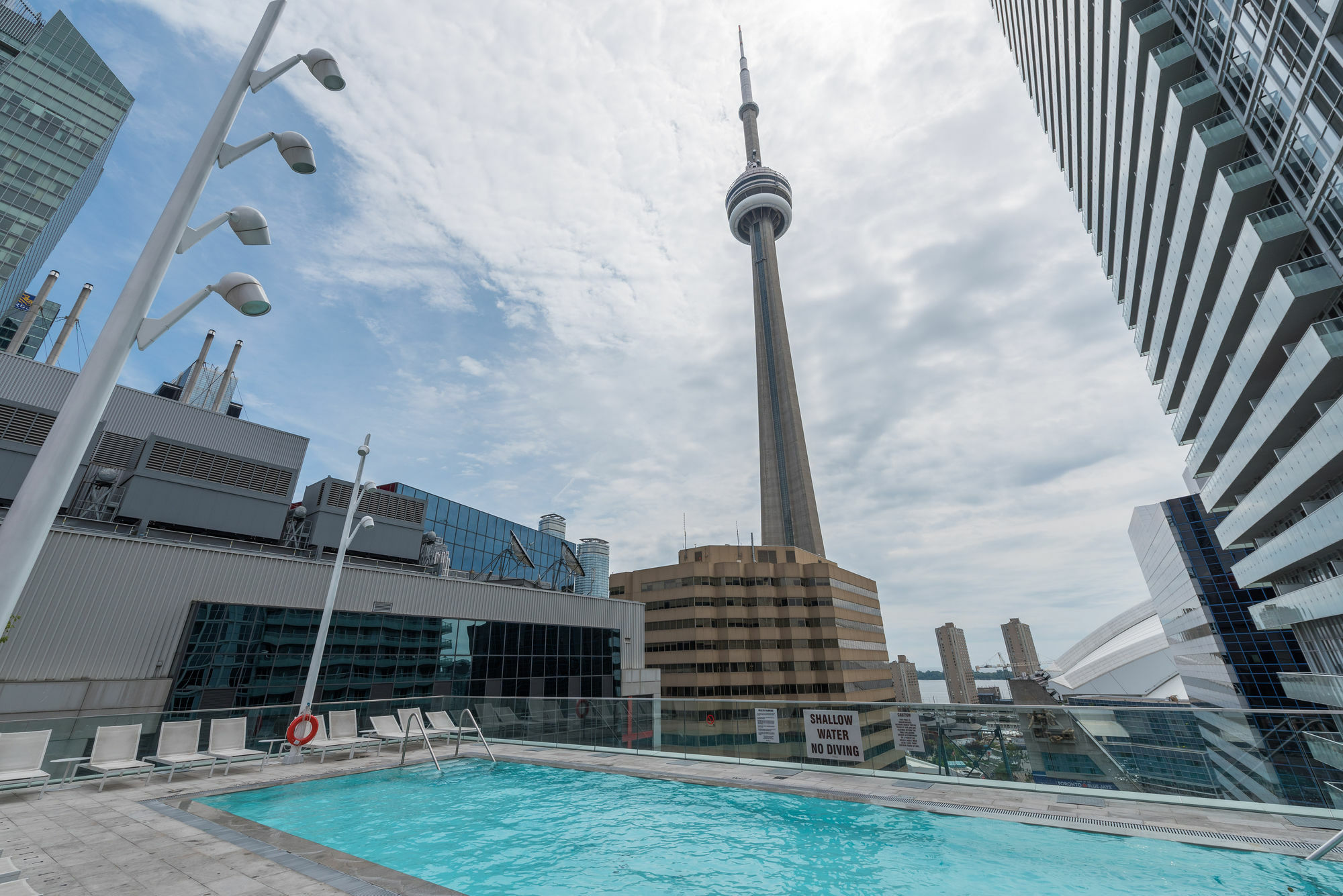 Grand Royal Condos - Cn Tower Toronto Eksteriør billede